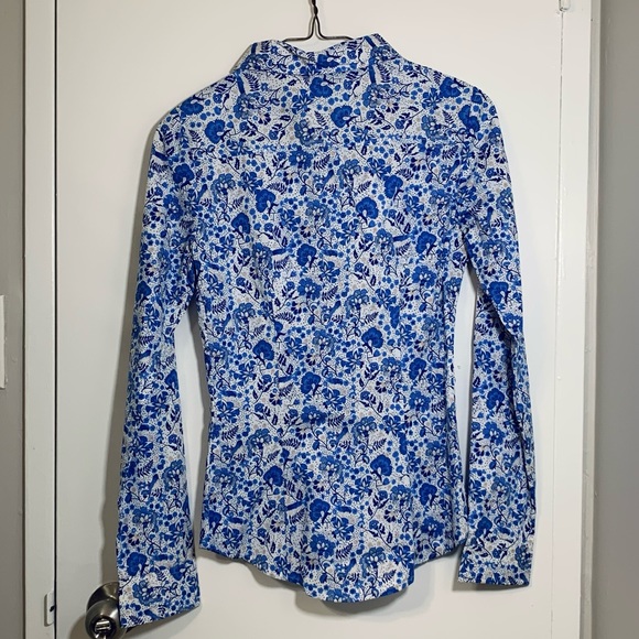 🍒5/$20🍒 H&M LongSleeved Button-Down Shirt - Picture 5 of 7